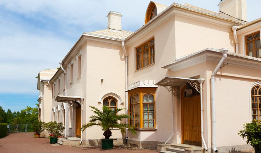 История о рыцарях и фермерах: Александрия, Фермерский дворец — Дворцы и особняки