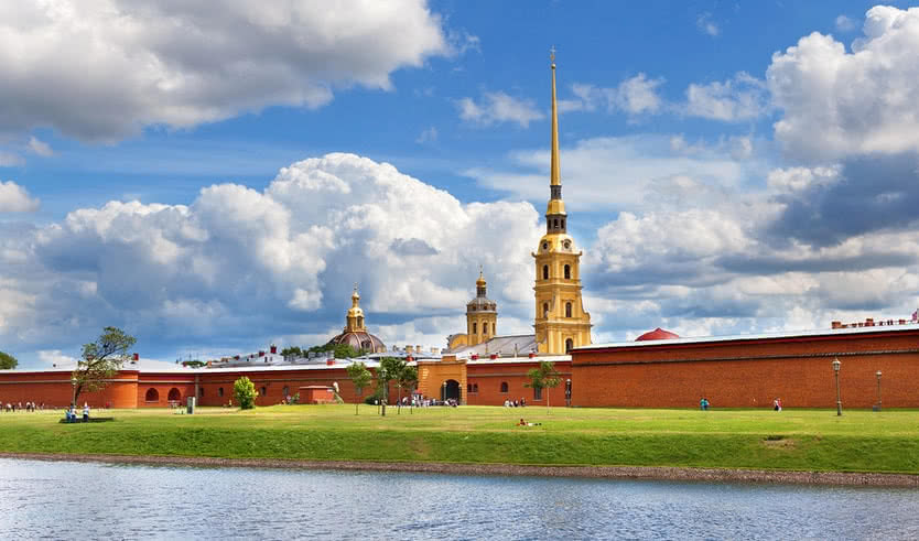 Петропавловскую крепость – водные обзорные от 1100 рублей