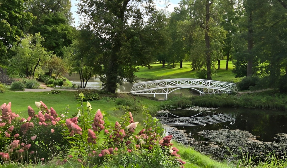 Парк усадьбы Марьино – автобусные загородные от 4300 рублей