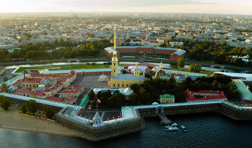 Вид на Петропавловскую крепость – квесты для школьников от 820 рублей