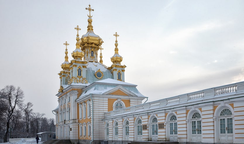 Церковный корпус Большого Петергофского дворца – туры в СПб от 30750 рублей