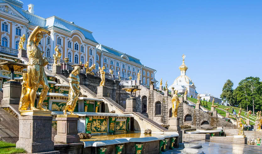 Грандиозный выпускной в Петергофе — Выпускные вечера для 11 класса от 6150 рублей