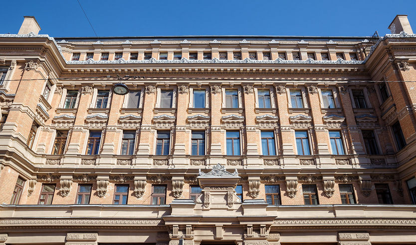 Дворцовый Петербург: обзорная экскурсия с посещением закрытого особняка — автобусная экскурсия от 1900 руб.