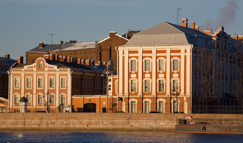 Университетская набережная — Экскурсии и программы для детей от 240 рублей