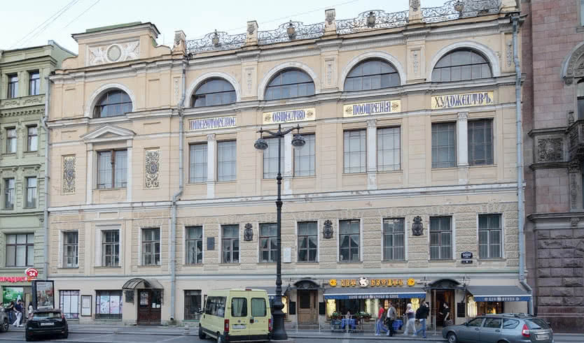 Хозяйки салонов на Большой Морской улице (для заказных групп) – пешеходные экскурсии для заказных групп от 290 рублей