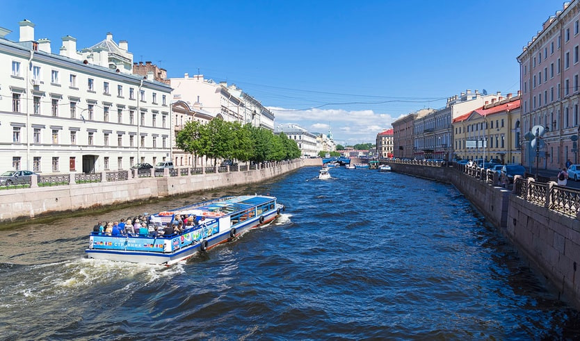Река Мойка – водные экскурсии по рекам и каналам от 800 рублей