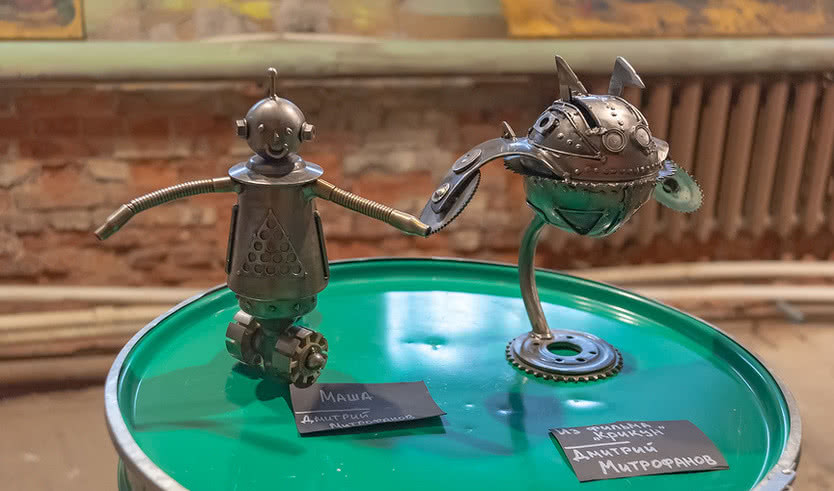 Скульптуры на выставке в Петрикирхе – Экскурсии в музеи и общественные учреждения от 630 рублей