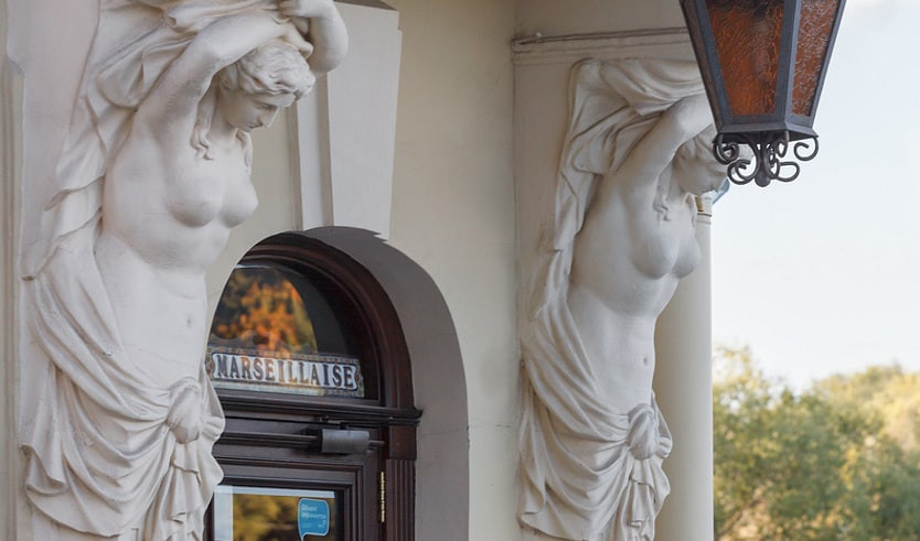  Фрагмент здания – пешеходные экскурсии от 780 рублей