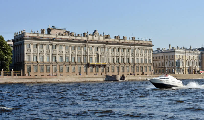 Семейные тайны Романовых – автобусные экскурсии для организованных групп от 500 рублей