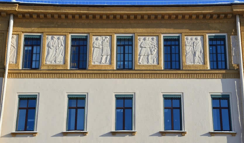 Фасад здания общества «Братья Нобель» – автобусные тематические от 500 рублей