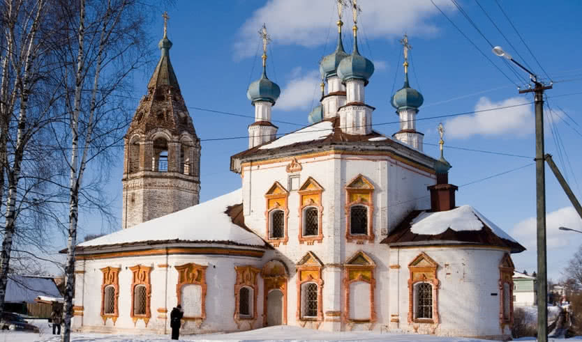 Красивая церковь в городе Устюжне – туры в Вологодскую область от 25950 рублей