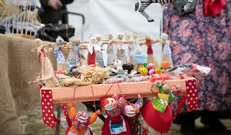 Весёлая Масленица в деревне «Шуваловка» (для школьных групп) – экскурсии и программы для детей от 2910 рублей