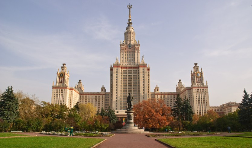 МГУ им. М.В. Ломоносова. Главное здание на Воробьевых горах – туры в Москву от 6550 рублей