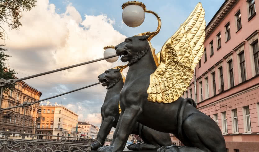 Квест Загадочные существа города на Неве – необычные экскурсии