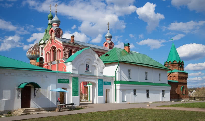 Старая Ладога и Зеленецкий монастырь: К истокам Северной Руси – загородные экскурсии