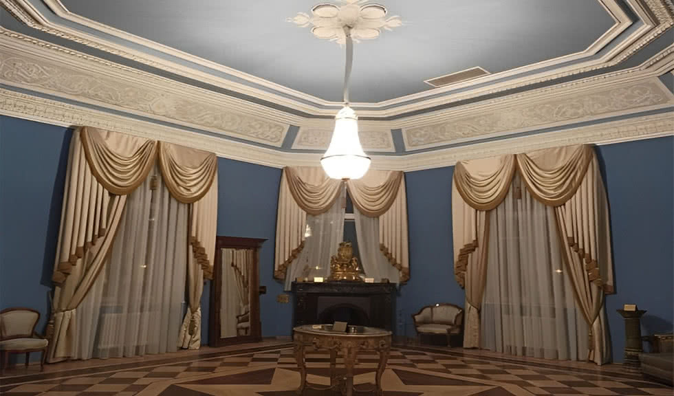 Интерьер особняка – дворцы и особняки от 1650 рублей