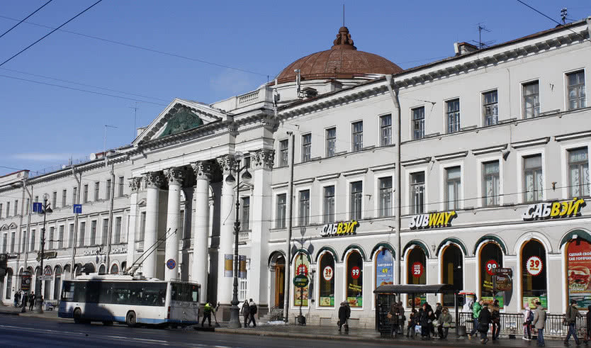 История голландской церкви и голландской общины в Санкт-Петербурге (для групп) – Экскурсии музеи и общественные учреждения от 880 рублей