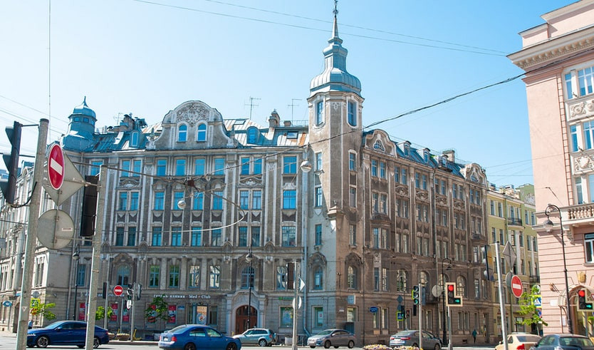 Австрийская площадь – Пешеходные экскурсии от 700 рублей