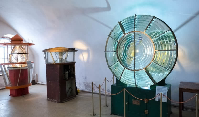 Линза створного маяка – автобусные загородные от 1700 рублей 