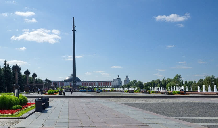 Лайт-тур в Москву – туры для школьников от 4350 рублей