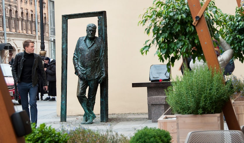 По улице Рубинштейна в гости к Довлатову – Пешеходные экскурсии