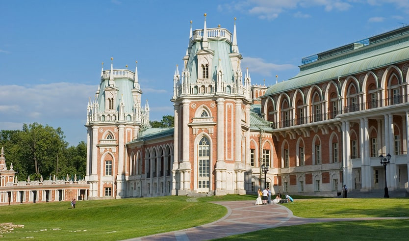 Большой дворец – туры в Москву