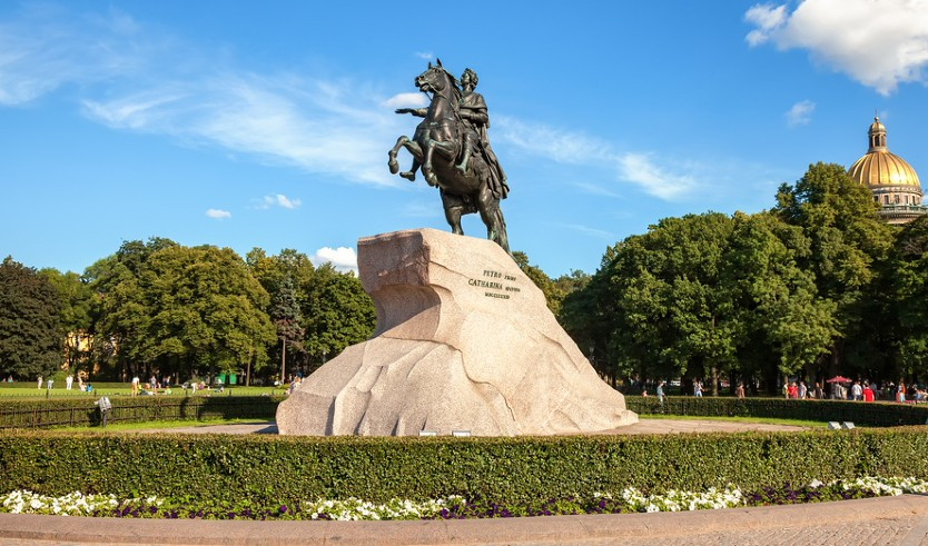 Город 812 – туры в Санкт-Петербург от 13850 рублей