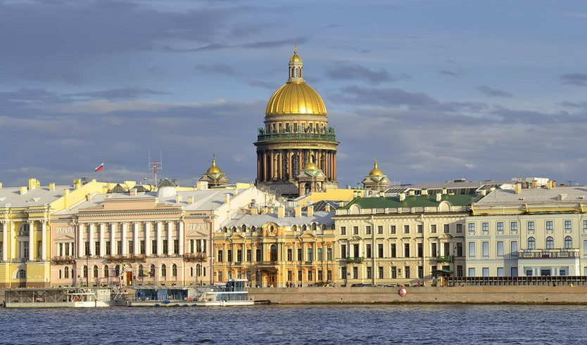 Английская набережная – пешеходные экскурсии