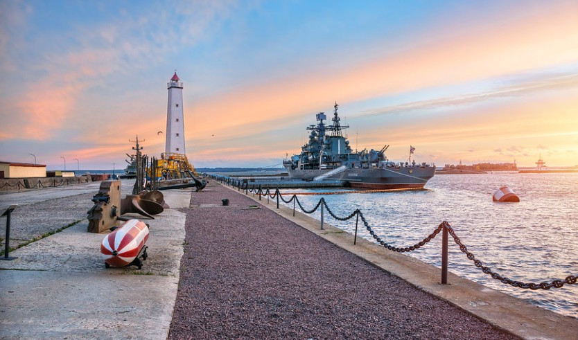 Классический Санкт-Петербург (7 дней с понедельника, апрель-октябрь) – туры в Санкт-Петербург от 18990 рублей