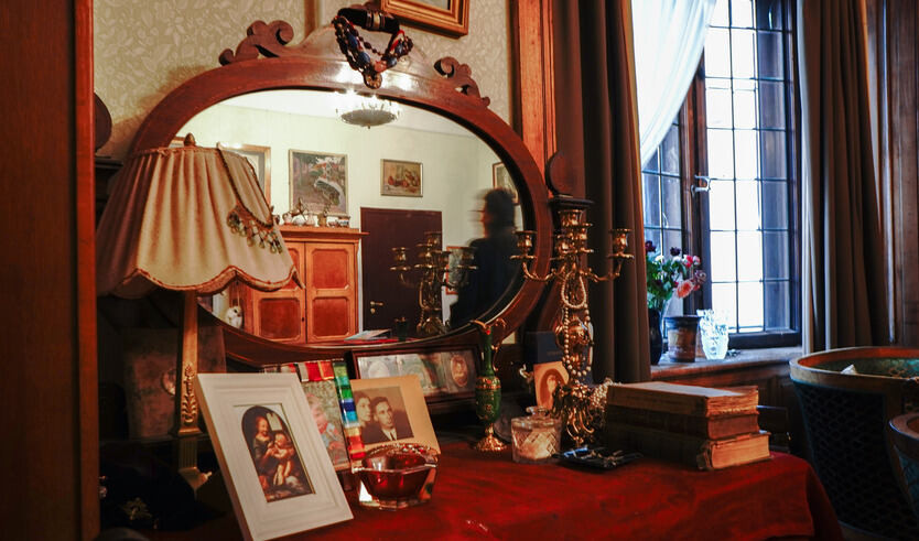 История «Мадонны Бенуа» и семьи Сапожниковых в музее Л.Н.Бенуа  — Музеи