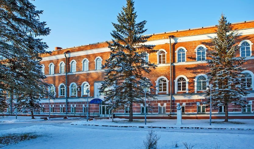 Жемчужина творчества Н.Л. Бенуа в Лисино-Корпусе — автобусные экскурсии от 1850 руб.