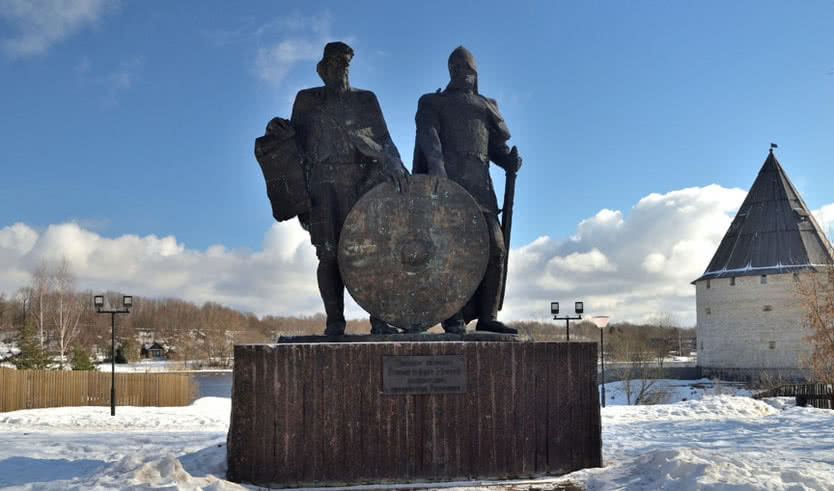 Памятник князьям Рюрику и Олегу – туры по Северо-Западу от 4790 рублей