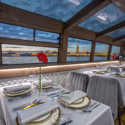 Аренда теплохода в Санкт-Петербурге (СПб) в 2025 году | Фото №1