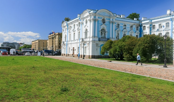 Сады Смольного – Пешеходные экскурсии