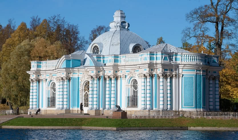 Павильон «Грот» – автобусные загородные от 2300 рублей