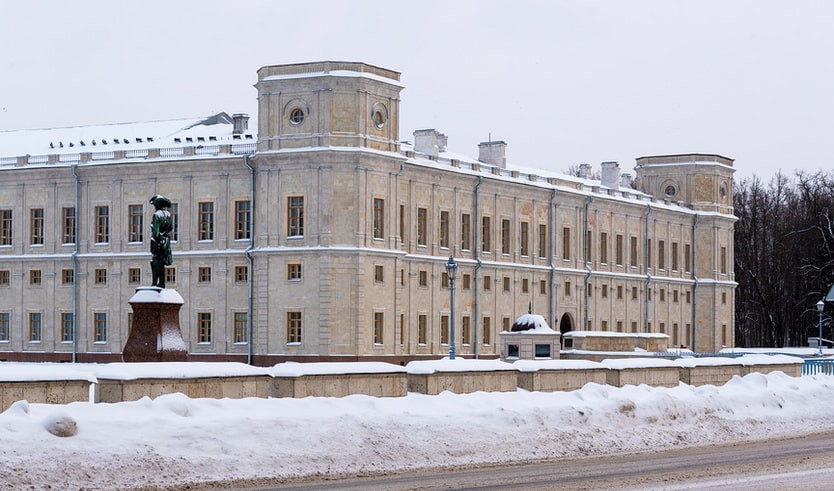 Гатчинский дворец – на ретропоезде