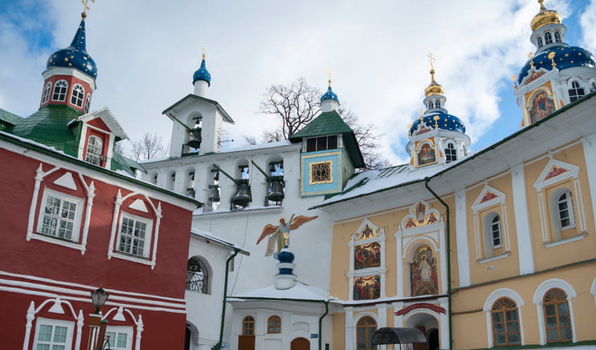 Псково-Печерский монастырь – сборные туры в Санкт-Петербург от 31050 рублей