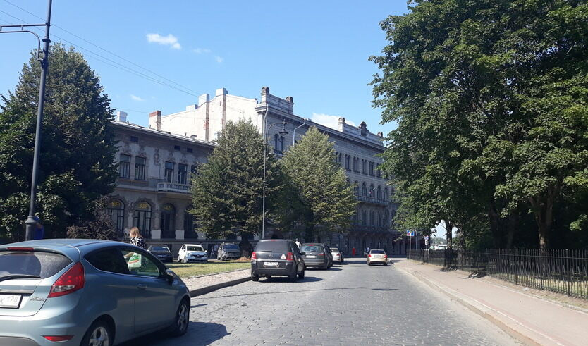 Парк Монрепо и Коронный парк — Автобусные загородные