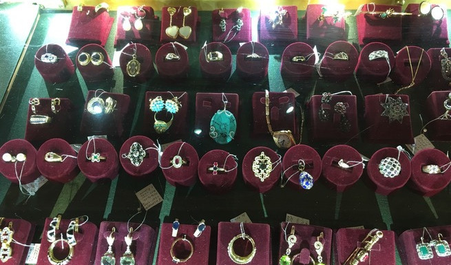 Бижутерия – интерьерные экскурсии от 1550 рублей