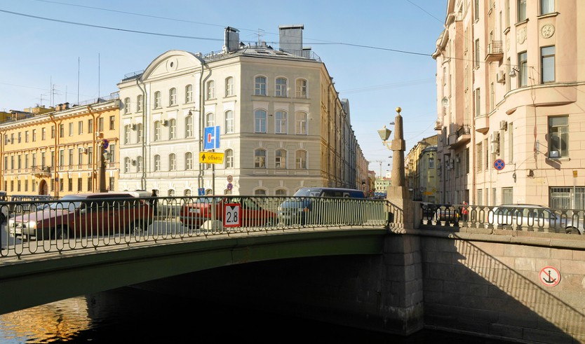 Подьяческий мост – пешеходные экскурсии от 600 рублей