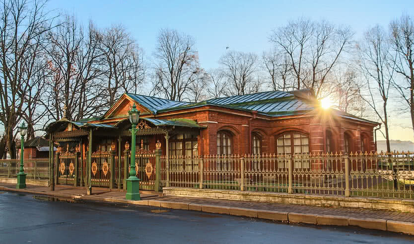 Домик Петра Первого на Петровской набережной (для групп) — Интерьерные