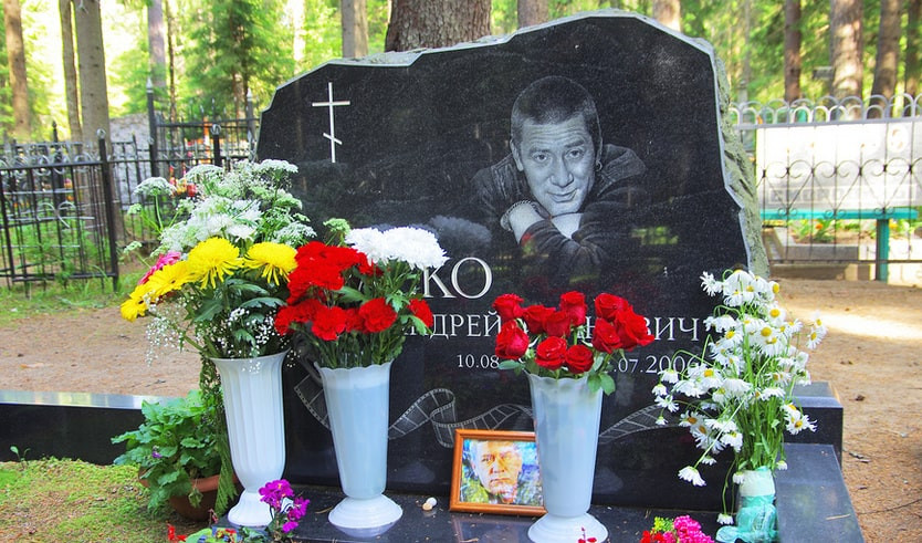 Мемориальное кладбище в Комарово – Пешеходные экскурсии
