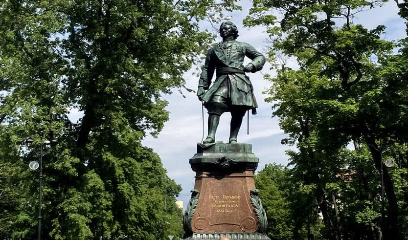 Ораниенбаум и Кронштадт — Индивидуальные (VIP) экскурсии и туры от 3400 рублей