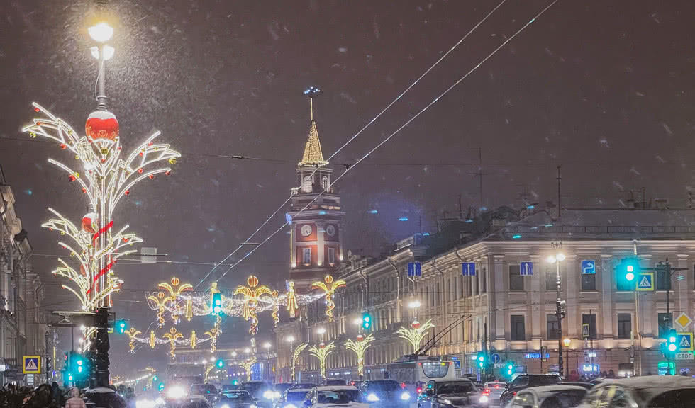 Путешествие в Новогоднюю сказку — тур в Санкт-Петербург от 18300 р.