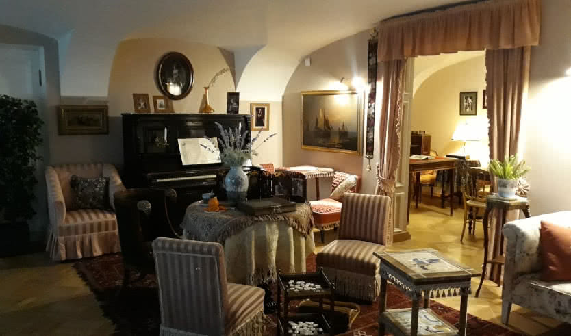 Тайна Гатчинского замка (Поиски клада) (для школьных групп) – экскурсии и программы для детей от 1040 руб.