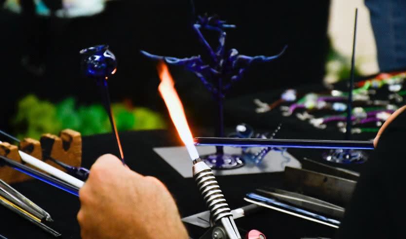 Искусство выдувания стекла – экскурсии и программы для детей от 365 рублей