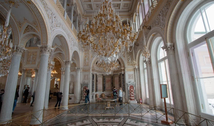 Классический тур в Петербург для школьников на 5 дней — Туры в Санкт-Петербург для школьников от 11300 руб.