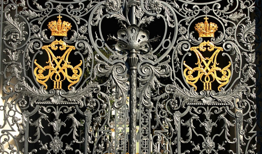 Штурм Зимнего дворца – Пешеходные экскурсии