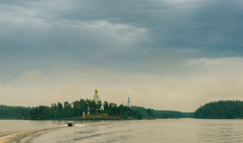 Блеск и роскошь Петербурга (Санкт-Петербург + Карелия) — индивидуальные туры в Петербург от 300000 руб.