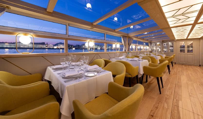 Аренда теплохода «Фицджеральд» – аренда теплохода от 9000 рублей